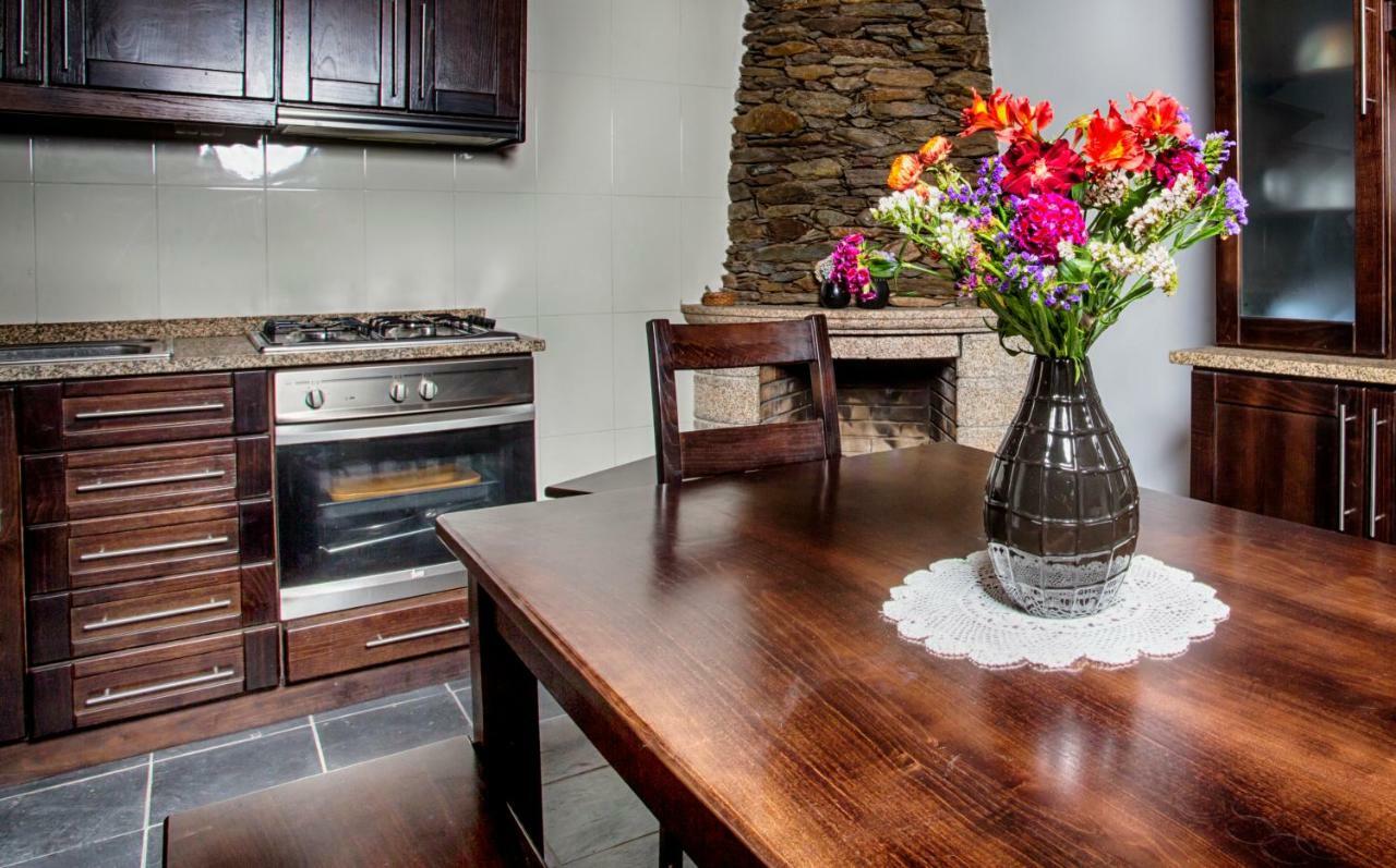 Casas Peralta - Leira Pereira Villa Cabreiros Ngoại thất bức ảnh
